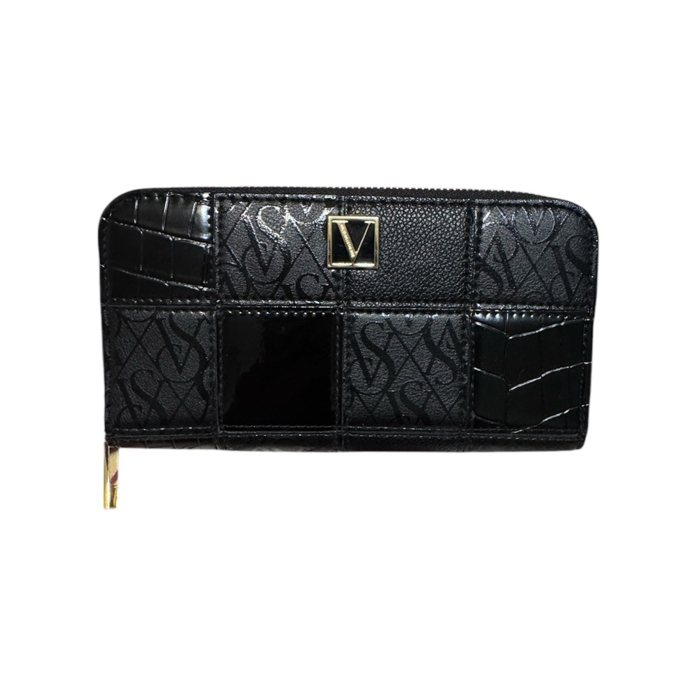 ❌SOLD❌Victoria’s Secret Wallet